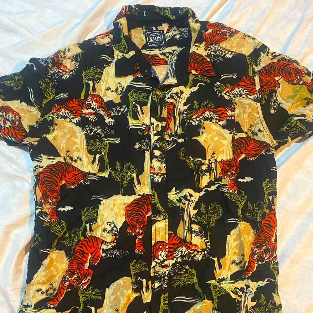Xios dress down shirt perfect for vacay